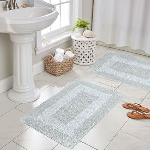 BRAND NEW PLUSH 2 pc Bath Rugs
